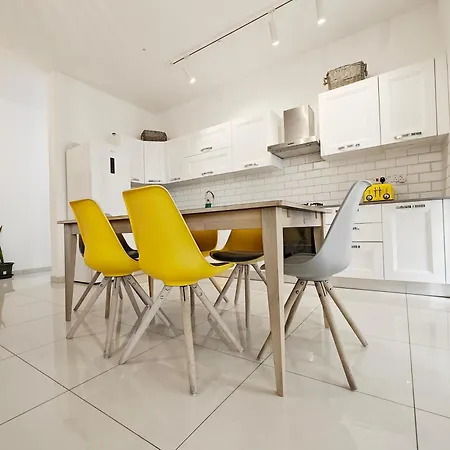 Summer Nights * Marsaskala