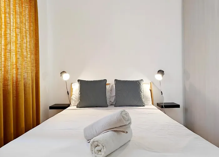 Summer Nights Apartment *