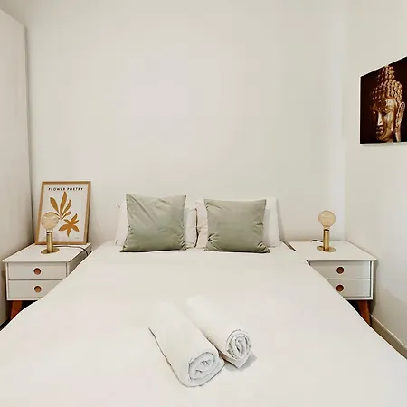 Summer Nights Apartment