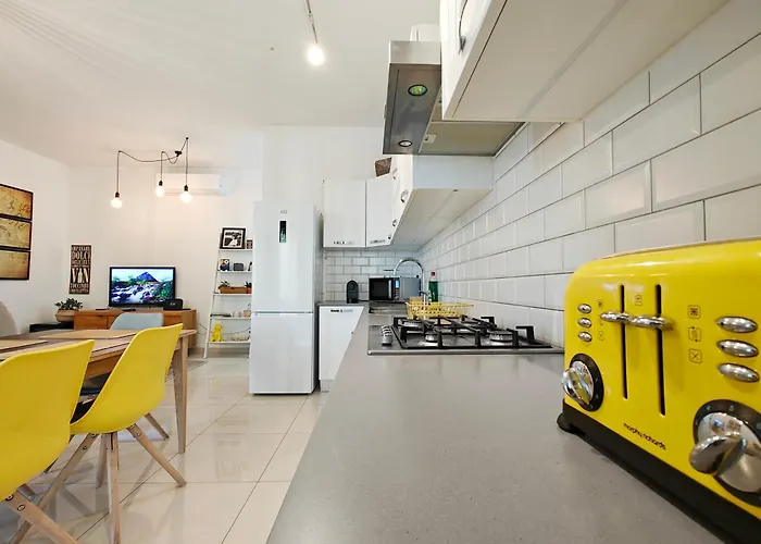 Summer Nights * Марсаскала